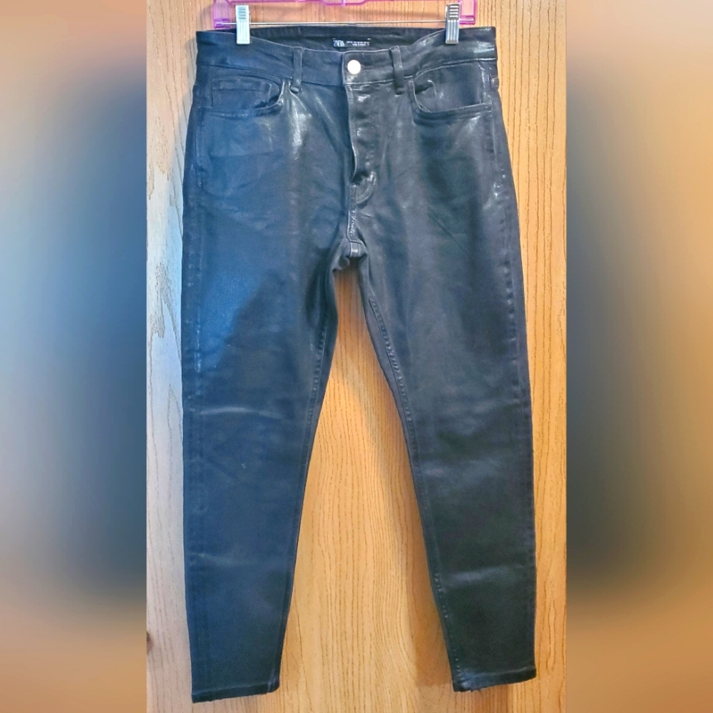 Zara Coated Skinny Jeans size 32